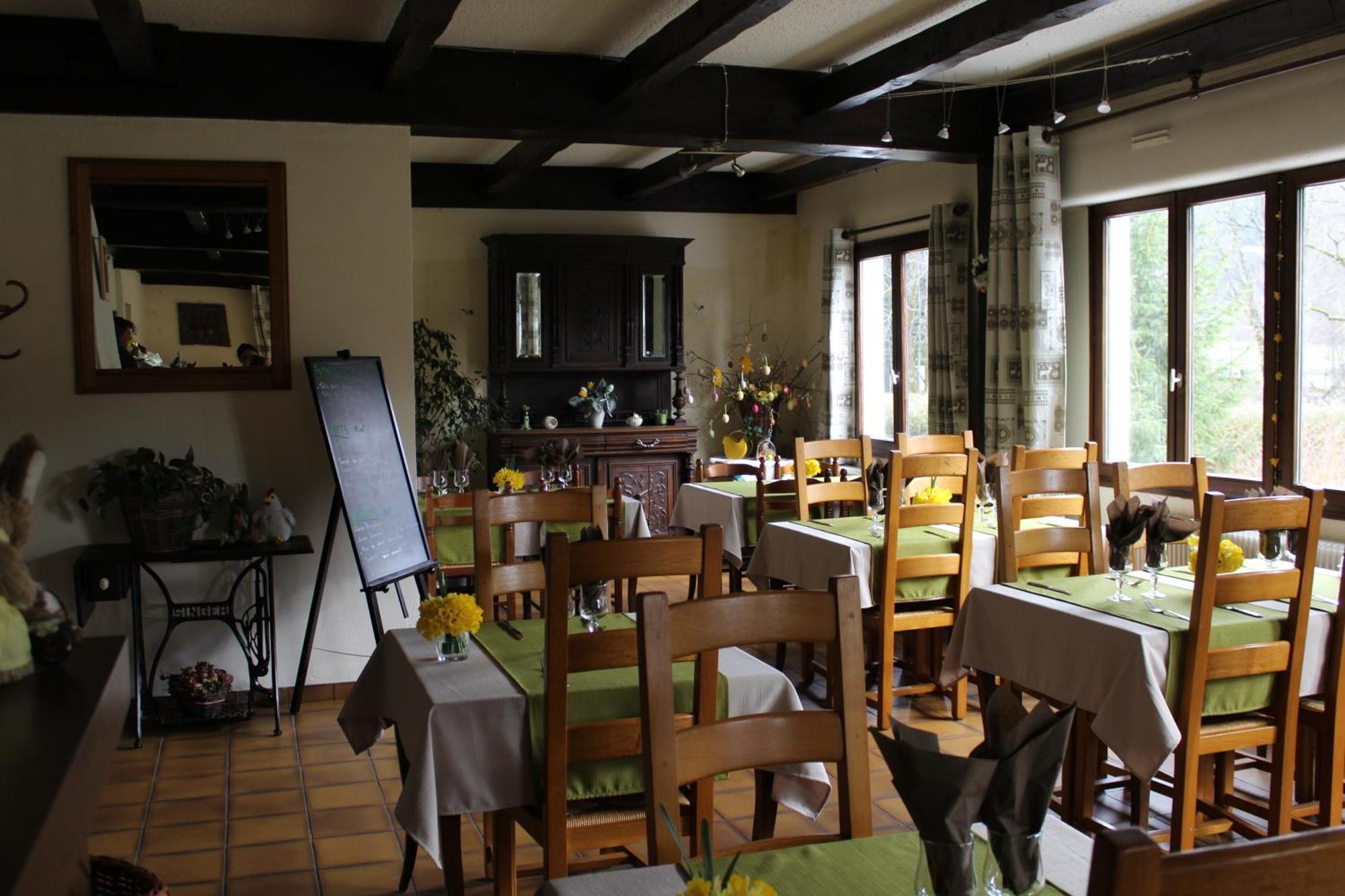 Hotel Les Bruyeres Вантрон Экстерьер фото
