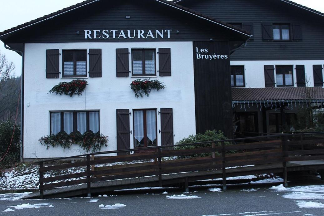 Hotel Les Bruyeres Вантрон Экстерьер фото